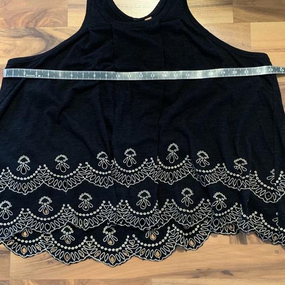 Free People Tank - Picture 4 of 7